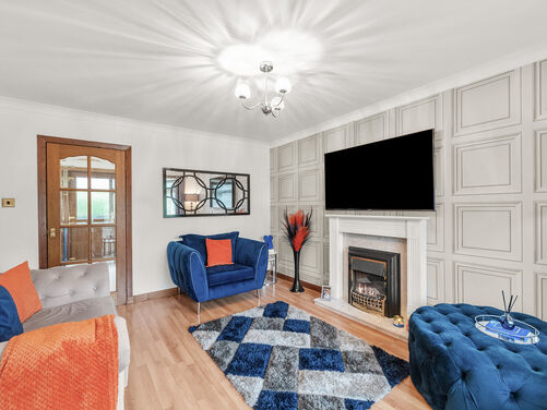 Kellie Place, Alloa, FK10 2DW