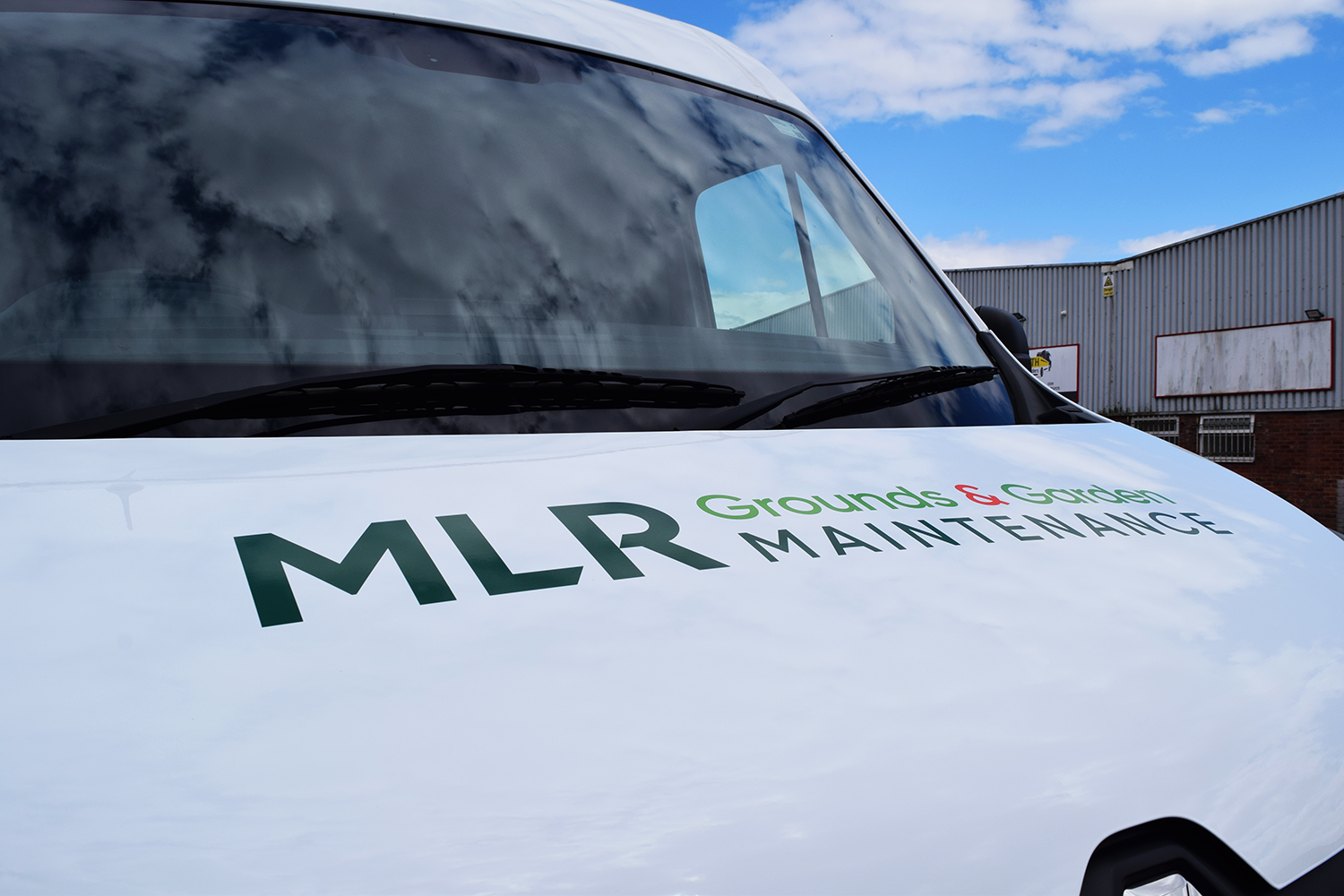 MLR Garden Services - Renault Master