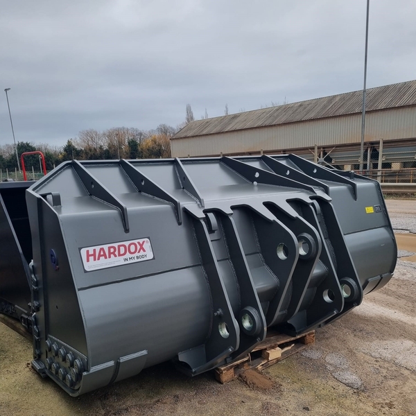 DEKPOL STEEL XHD Wheel Loader Buckets 