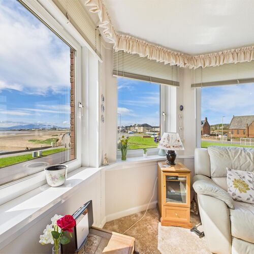 Montgomerie Crescent, Saltcoats