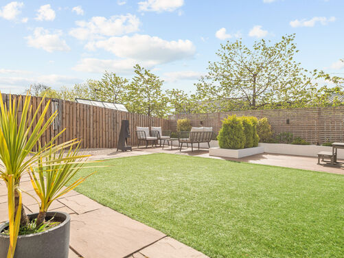 Hodgson Crescent, Alva, FK12 5FA