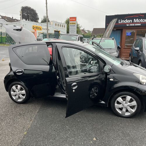 2013 (13) TOYOTA AYGO "MOVE WITH STYLE" 1.0 5 DOOR 