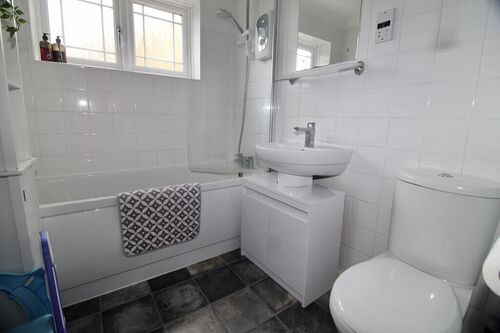Chichester Close, Ellistown, LE67 1HE
