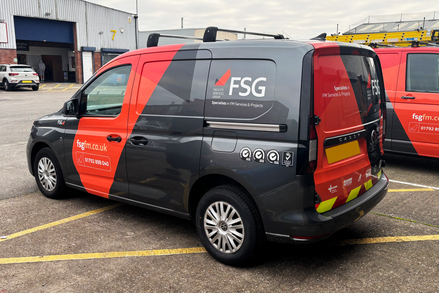 FSG Facilities Service Group - 5x Volkswagen Caddy