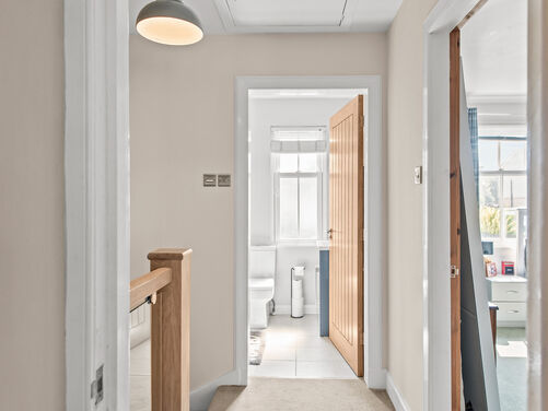 Newlands Road, Brightons, FK2 0DE