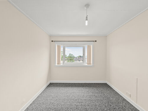 Barnhill Drive, Tullibody, FK10 2RL