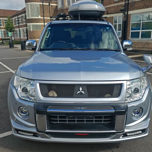 MITSHUBISHI Pajero Shogun 3.8 V6 2012 - Petrol Euro5 Ulez Compliant