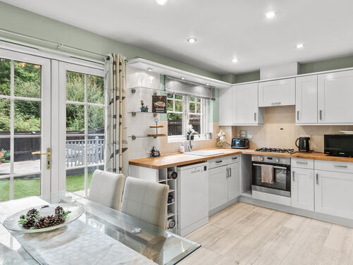 Bryson Place, Larbert, FK5 4FZ