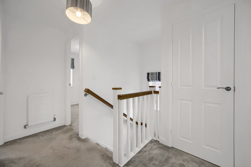 CLOS GLASCOED DINAS POWYS UNFURNISHED THREE BEDROOM DETACHED HOUSE WITH GARAGE 