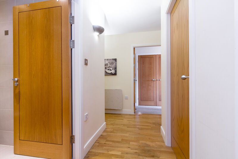 ALTOLUSSO CARDIFF CITY CENTRE FULLY FURNISHED TWO BEDROOM APARTMENT WITH PARKING