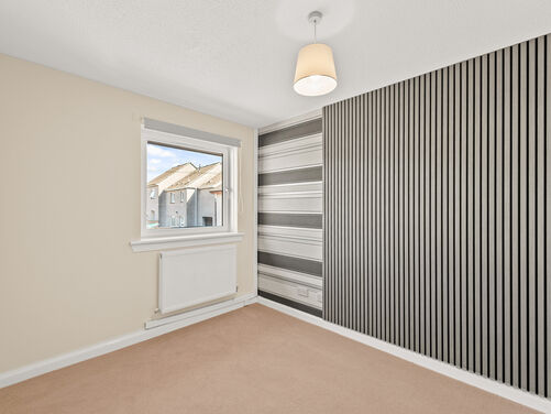 Stirling Road, Tullibody, FK10 2QE