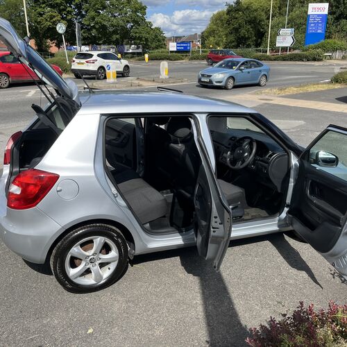 2013 (13) SKODA FABIA HATCHBACK 1.2 12V SE 5 Door