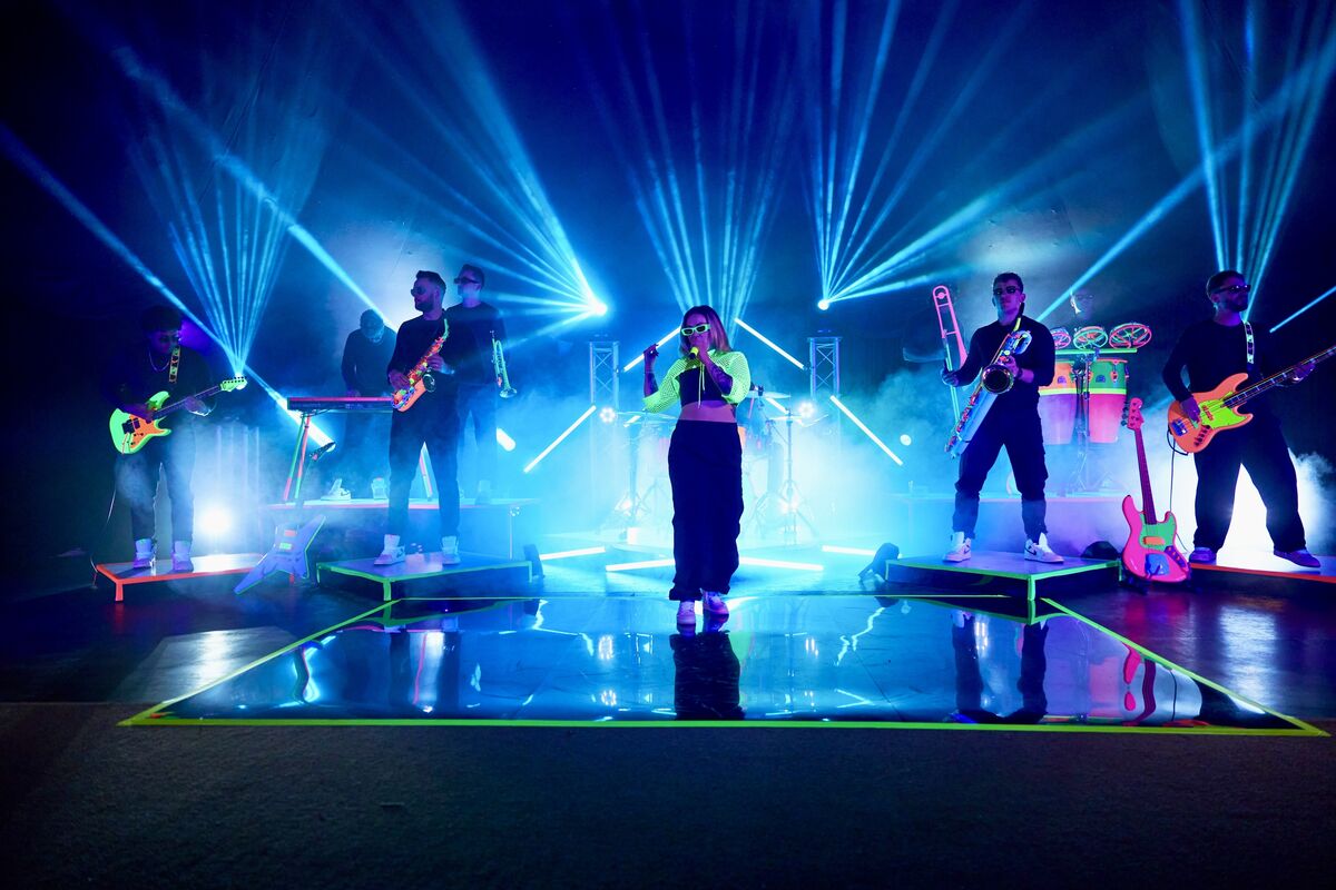 Glow Showband