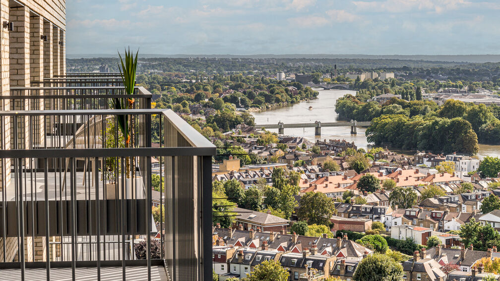 KEW BRIDGE RISE 