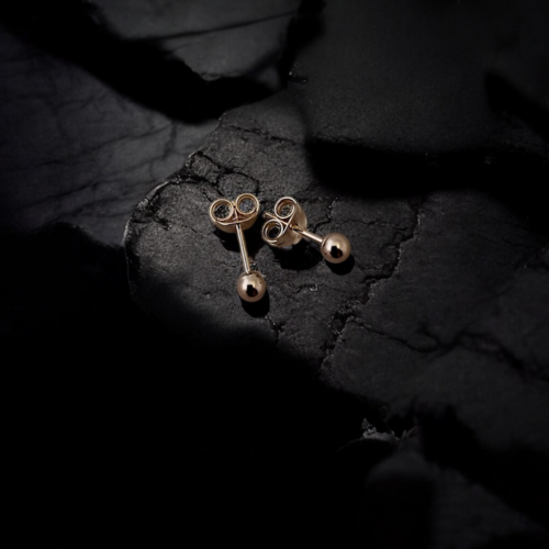 9ct yellow gold 3mm ball studs
