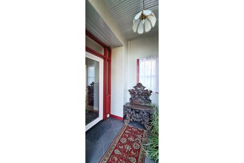 Duntrune, 52 Crichton Road, Rothesay, Isle of Bute, PA20 9JT