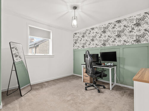 Redlands Road, Tullibody, FK10 2QH