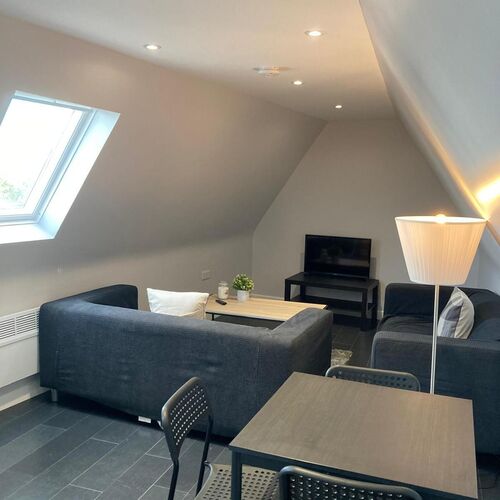 Top Floor, The Crown & Anchor, 47 High Street, Barnet EN5 5UW