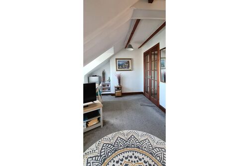 Upper Flat, Cherrybank Cottage, 71 1/2 Ardbeg Road, Rothesay, Isle of Bute, PA20 0NN