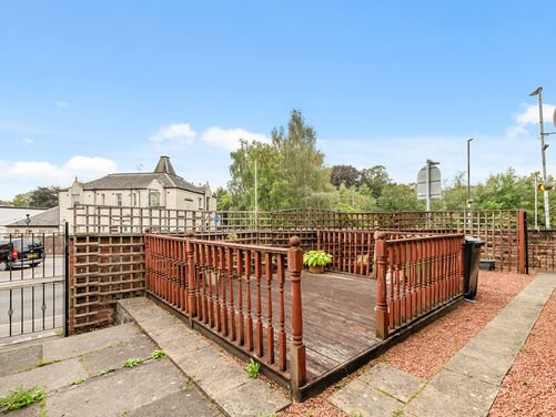 Kellie Place, Alloa, FK10 2DW