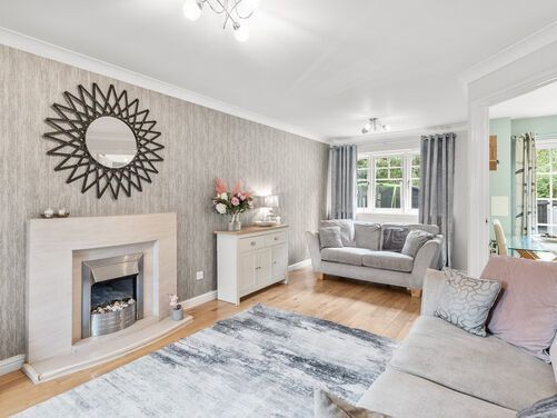 Bryson Place, Larbert, FK5 4FZ