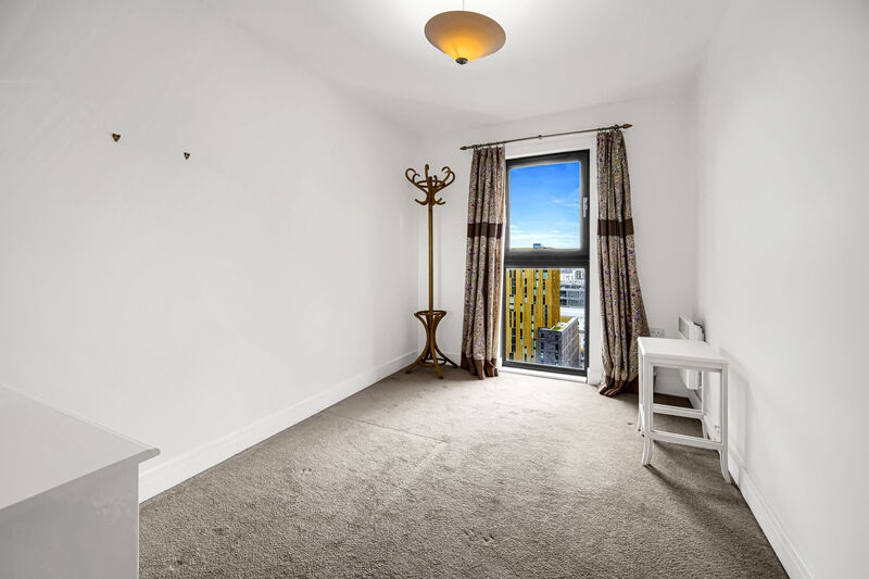 LANDMARK PLACE CARDIFF CITY CENTRE FURNISHED TWO BEDROOM APARTMENT WITH PARKING