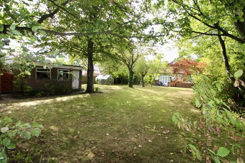 Loughborough Road, Birstall, LE4 4BJ