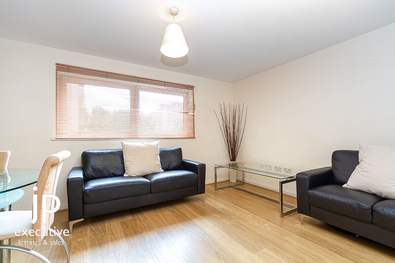 CENTURY WHARF CARDIFF BAY GROUND FLOOR UNFURNISHED TWO BEDROOM APARTMENT. 