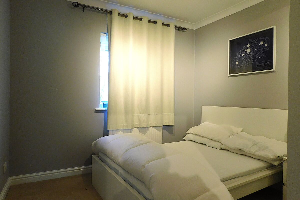 Kempton Court, Sunbury