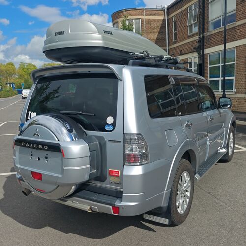 MITSHUBISHI Pajero Shogun 3.8 V6 2012 - Petrol Euro5 Ulez Compliant