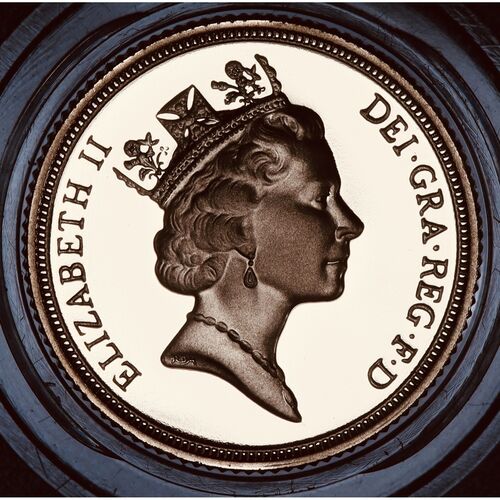 FDC Queen Elizabeth 11 full gold sovereign
