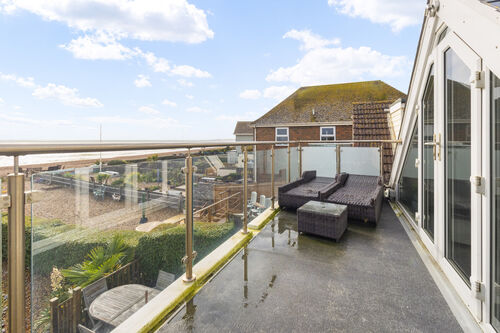 Coast Road, Pevensey Bay