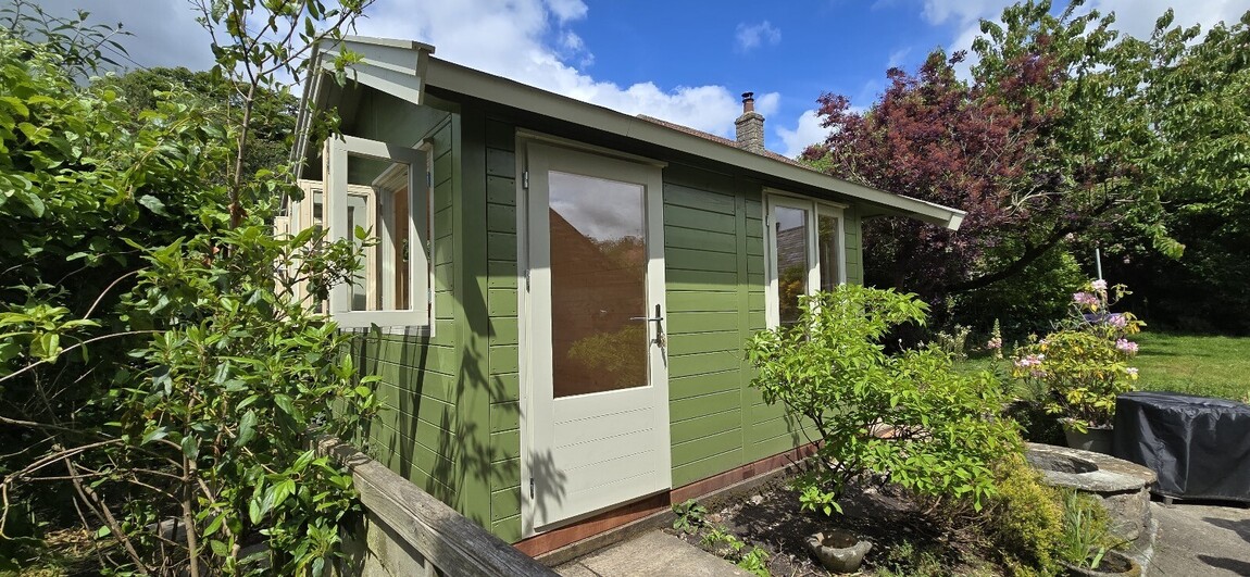 Bespoke Garden Offices, Log Cabins & Garden Buildings in Bath