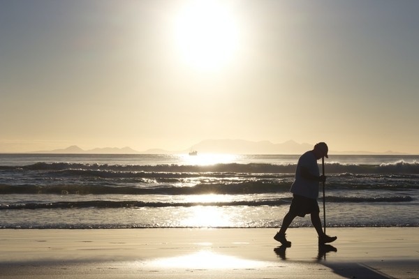 How Physiotherapy Speeds Up Hip Replacement Recovery in London & Essex