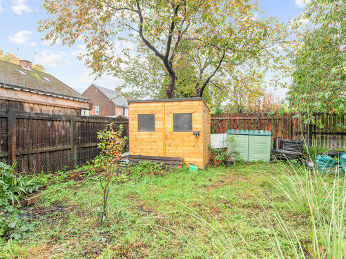 Redlands Road, Tullibody, FK10 2QH