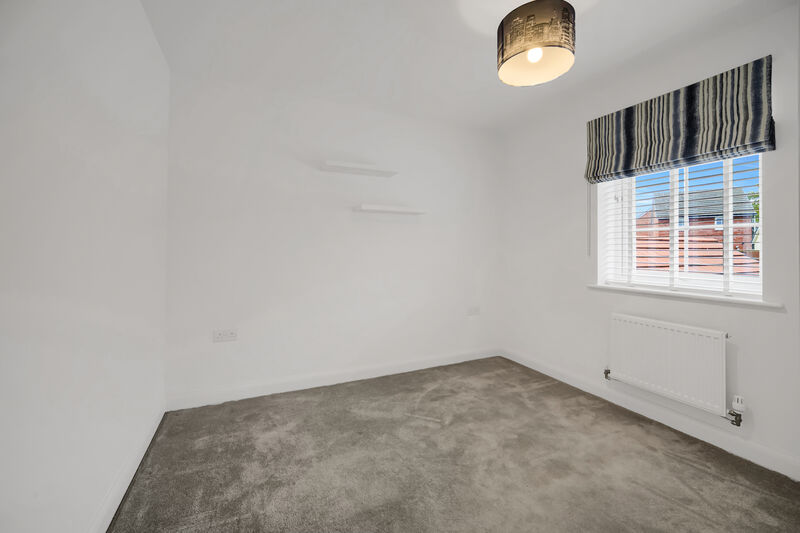 CLOS GLASCOED DINAS POWYS UNFURNISHED THREE BEDROOM DETACHED HOUSE WITH GARAGE 