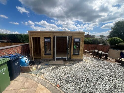 #PVC102 16x10 Pent Combi