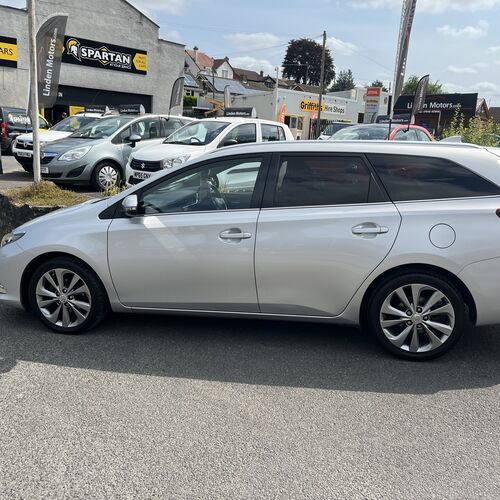 2017 (17) TOYOTA AURIS TOURING SPORT 1.2T Excel TSS 5 DOOR CVT ESTATE # AUTOMATIC #