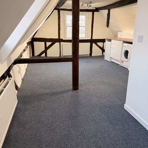 WINSLOW - STUDIO APARTMENT