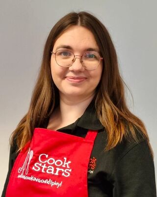 Cook Stars Farnham to Haslemere School Info