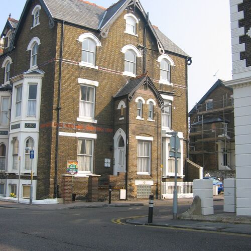 38 Victoria Road 
