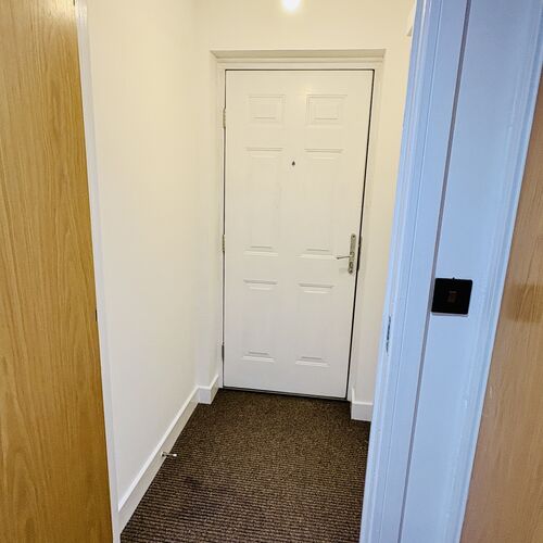 BROUGHTON - 2 BEDROOM - 2 BATHROOM APARTMENT