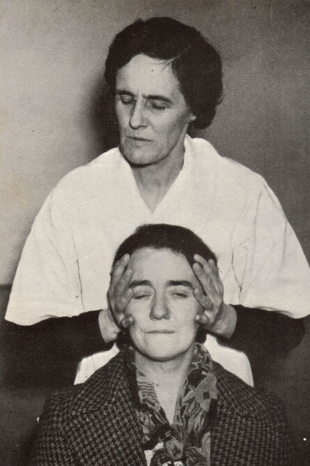 Estelle Roberts - Fifty Years a Medium