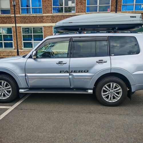 MITSHUBISHI Pajero Shogun 3.8 V6 2012 - Petrol Euro5 Ulez Compliant