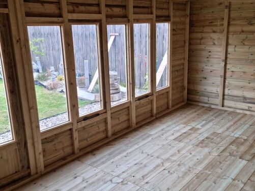 #SHP056 18x10 Pent Summer House