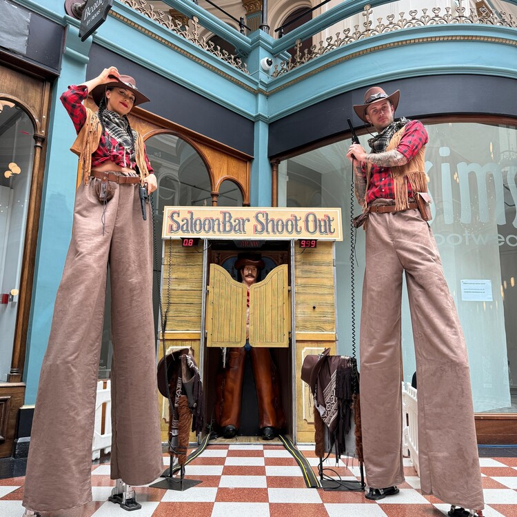 Stilt Walkers