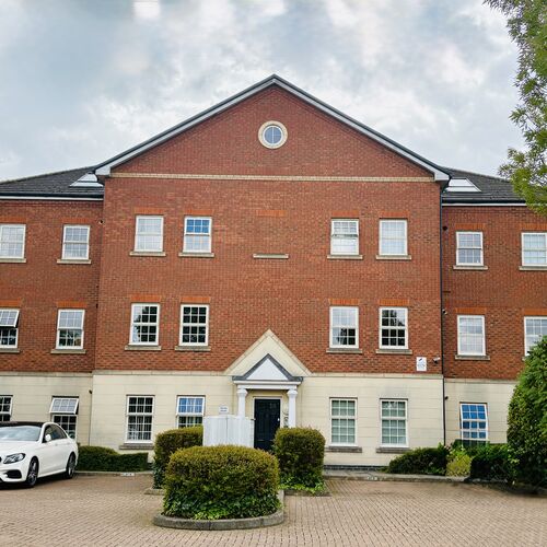 BROUGHTON - 2 BEDROOM - 2 BATHROOM APARTMENT
