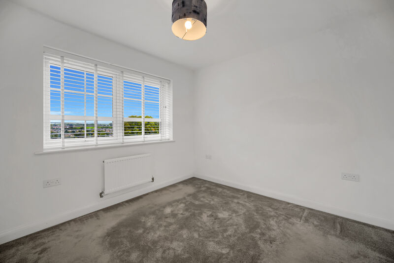 CLOS GLASCOED DINAS POWYS UNFURNISHED THREE BEDROOM DETACHED HOUSE WITH GARAGE 