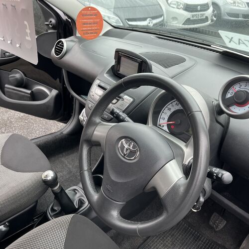 2013 (13) TOYOTA AYGO "MOVE WITH STYLE" 1.0 5 DOOR 