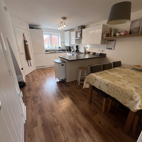 NEWTON LEYS - 3 BEDROOM HOUSE